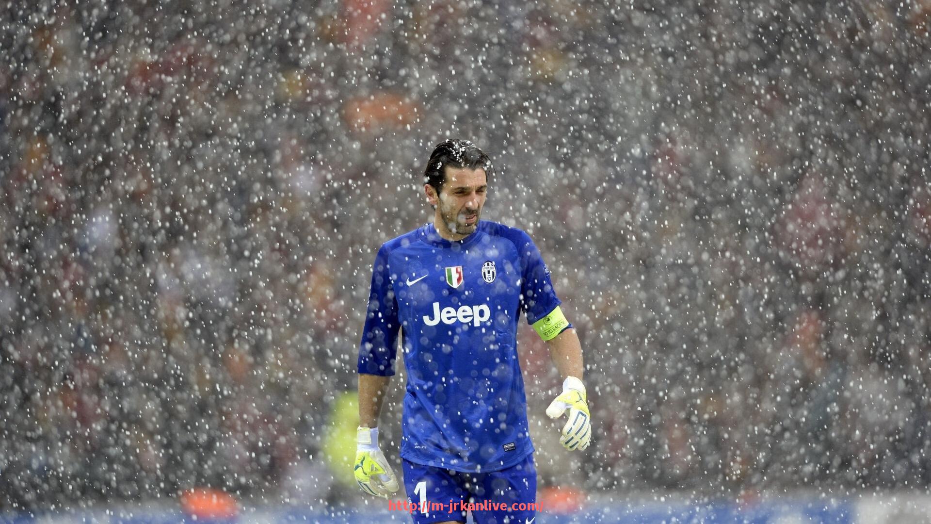 jrkan直播-世俱杯比赛装备材质说明及耐用性技术解析